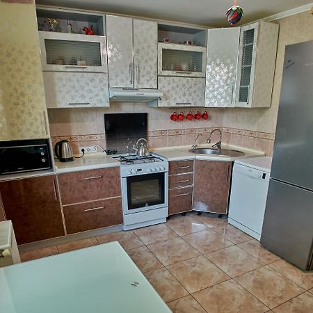 Vacation Home Lubov Camenița Exterior foto