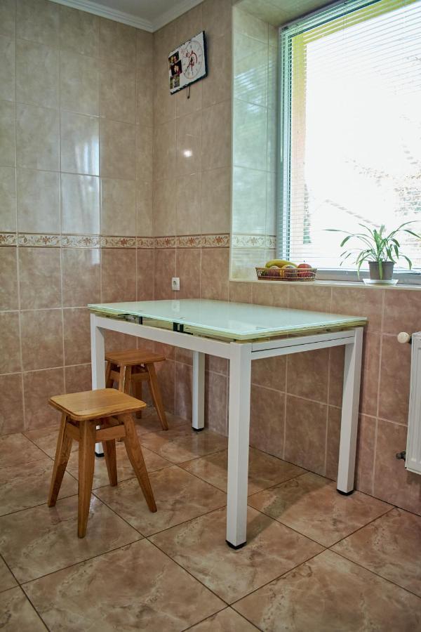 Vacation Home Lubov Camenița Exterior foto