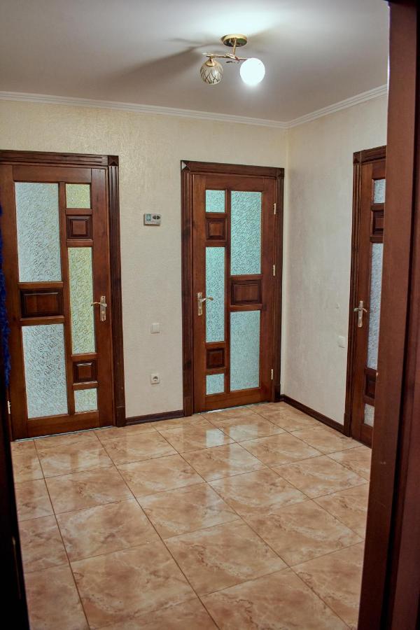 Vacation Home Lubov Camenița Exterior foto