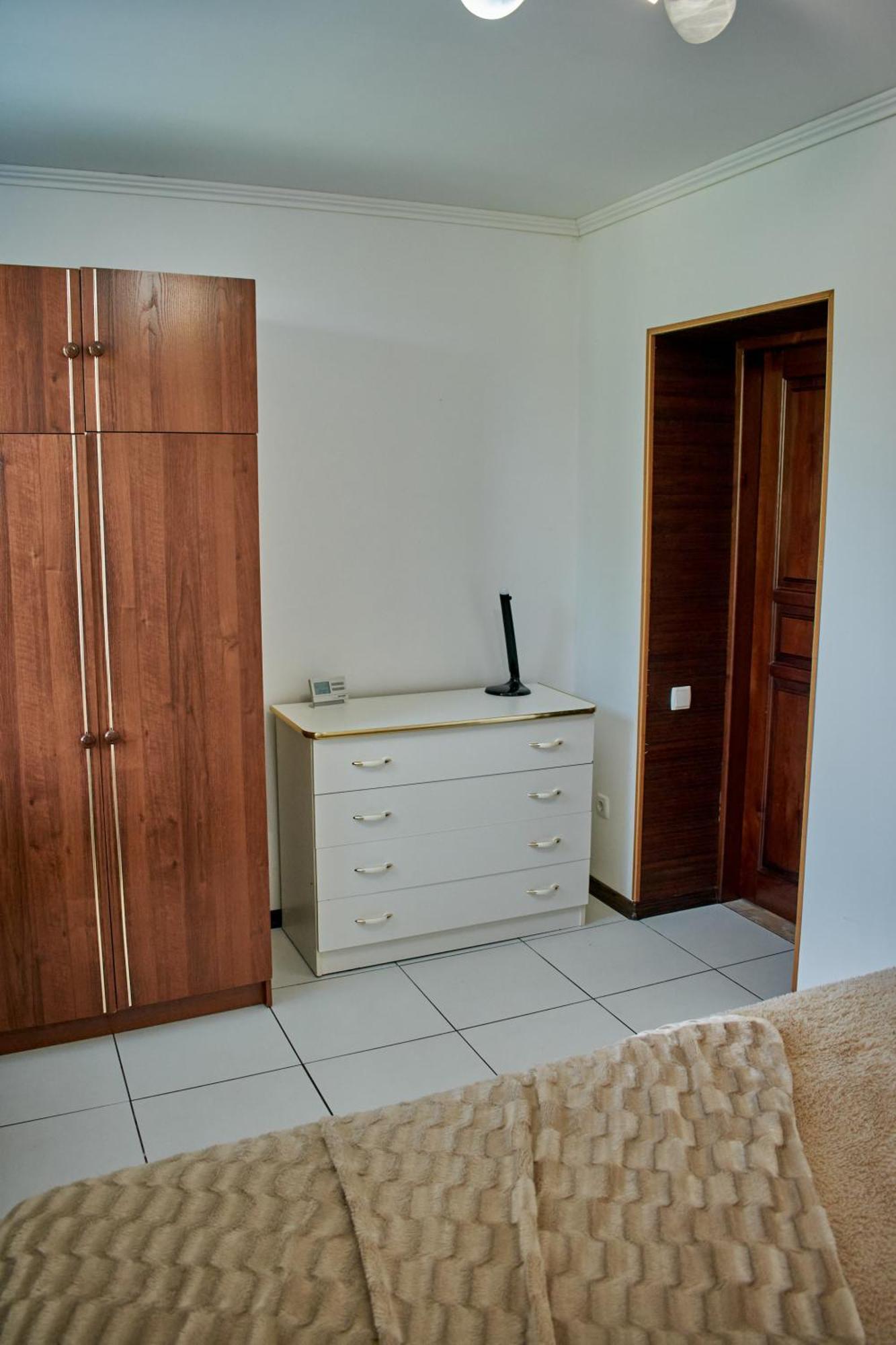 Vacation Home Lubov Camenița Exterior foto